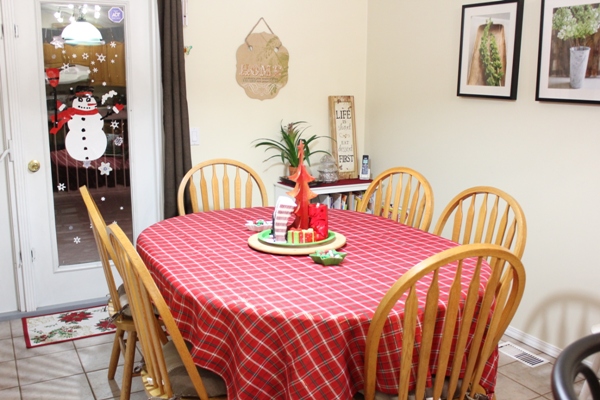 Christmas Dining Room 1