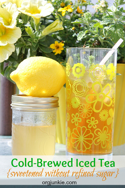 Cold-brewed iced tea with no refined sugar!!