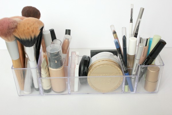 3 Different Ways to Organize Using a $3 Acrylic Organizer at I'm an Organizing Junkie blog