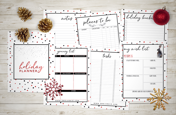 2017 FREE Holiday Planner - 27 Printables for the Most Organized Christmas Yet! at I'm an Organizing Junkie blog #christmas #organized #holidayplanner