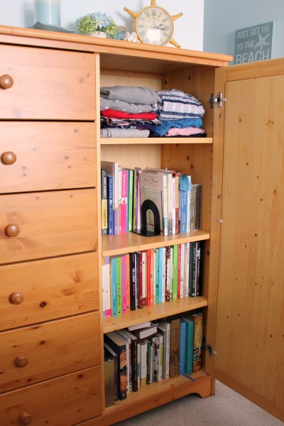 Small Organized Spaces: Purging Books to Make Room for Other Things at I'm an Organizing Junkie blog